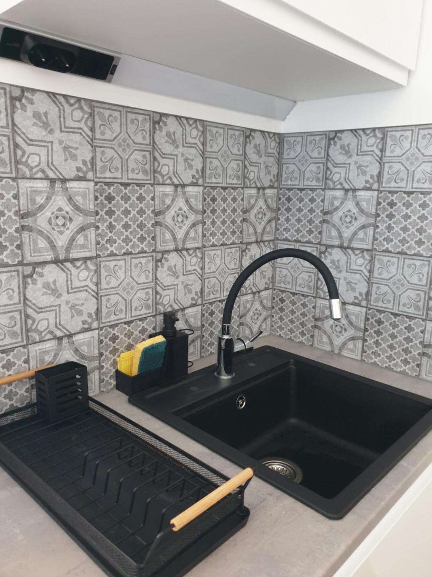 Chez Guillaume Et Bequie Apartment Биганос Екстериор снимка